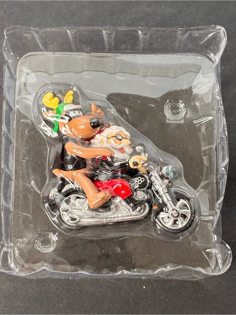 Carlton Cards Heirloom Collection 2002 "Rebel with a Claus" Motorcycle Ornament - Picture 7 of 14